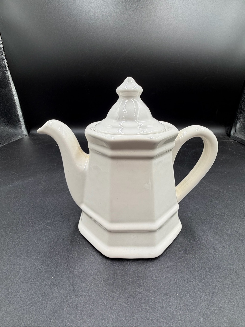 Pfaltzgraff Heritage White Ceramic Lighthouse Tower Shape Octagon Coffee Tea Pot